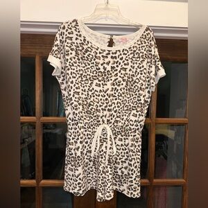 EUC Pink Lilly Size Large Leopard Print Women's‎ Romper